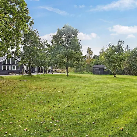 Сasa de vacaciones Luxury Pool Retreat In Henne - By Traum