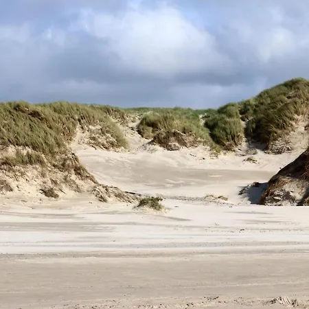 Сasa de vacaciones Luxury Pool Retreat In Henne - By Traum *